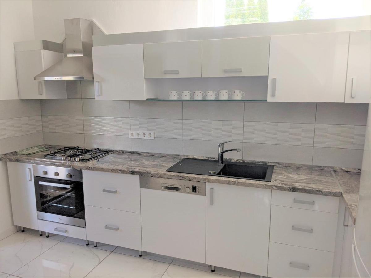בלטונפנבש Marica Apartman מראה חיצוני תמונה